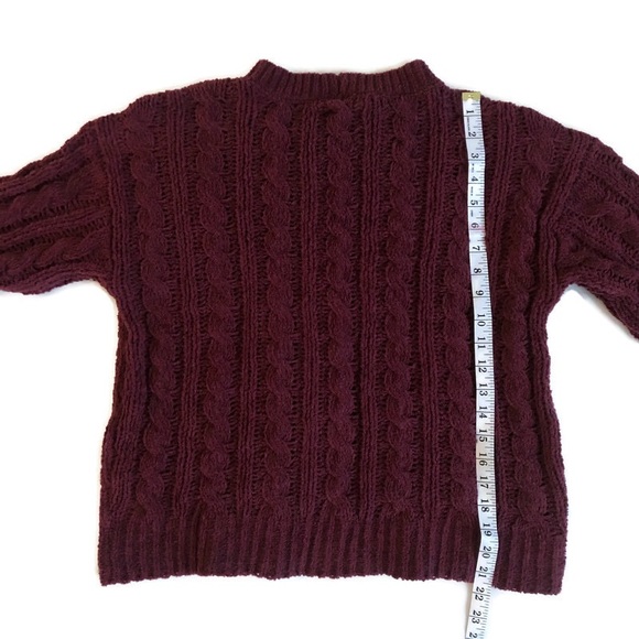 American Eagle Chenille Knit Long Sleeve Sweater - Picture 7 of 8